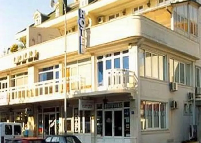 Hotel Bojatours 3*