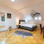 Ξενοδοχείο Bojatours 3*