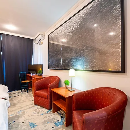 Otel Bojatours 3*