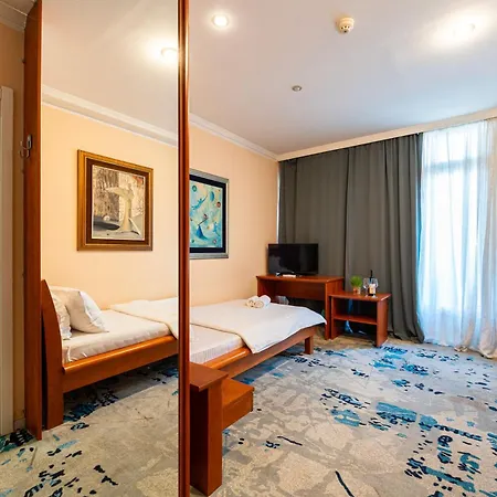 Hotel Bojatours 3*