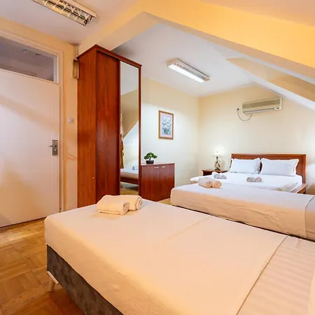 Otel Bojatours 3*
